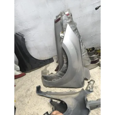 Focus Sol Ön Çamurluk 2.5 Kasa Gri Hatasız