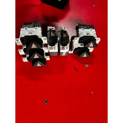 Ford Focus Dörtlü Düğmesi