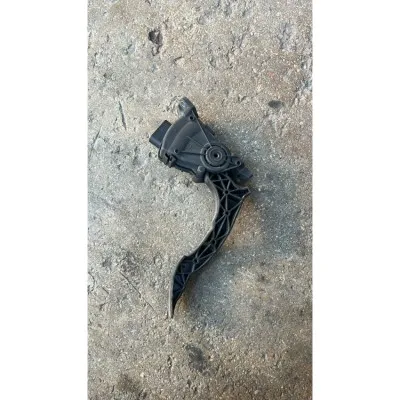 Ford Fiesta 1.4 Otomatik Gaz Pedalı 4S61-9F836-AA