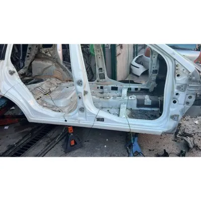 Ford Fiesta Sağ Marşpiyel