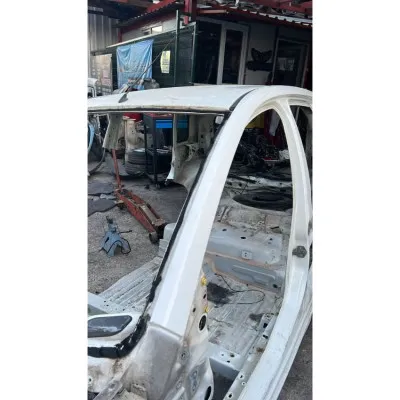 Ford Fiesta Sol Ön Direk Sacı