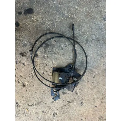 Ford Fiesta Kaput Açma Teli