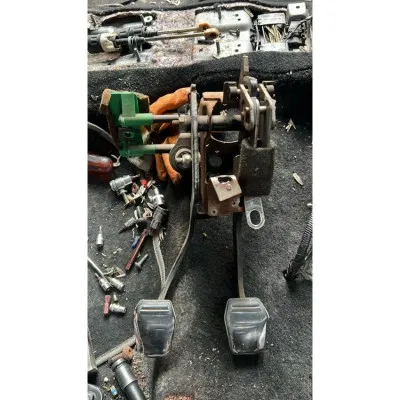 Ford Focus 1 Gaz Pedalı, Debriyaj Pedalı