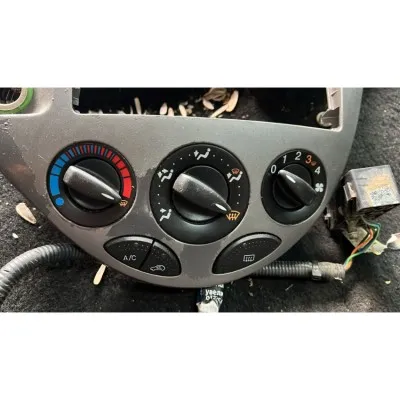 Ford Focus 1 Klima Kontrol Paneli