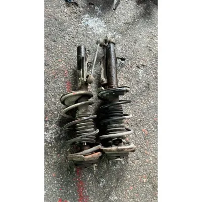 Ford Focus 1 Ön Amortisör