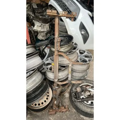 Ford Fiesta Göğüs Demiri