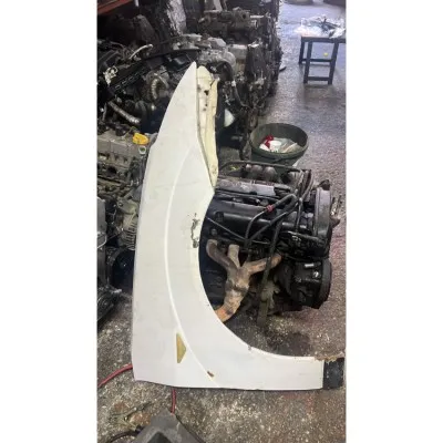 Ford Focus 1 Sağ Ön Çamurluk