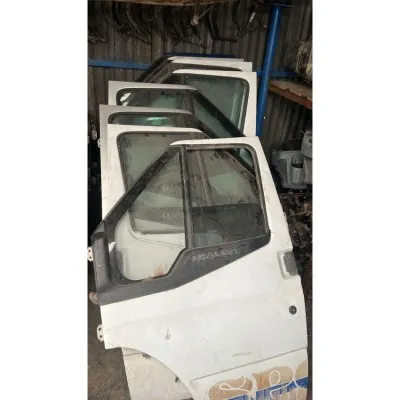 Ford Transit V184 Sol Ön Kapı Beyaz