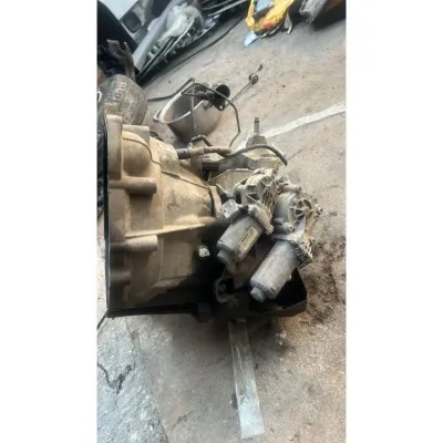 Ford Fiesta 1.4 Otomatik Şanzıman 2N1R7002AB