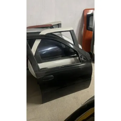 Fiat Palio Sağ Ön Kapı