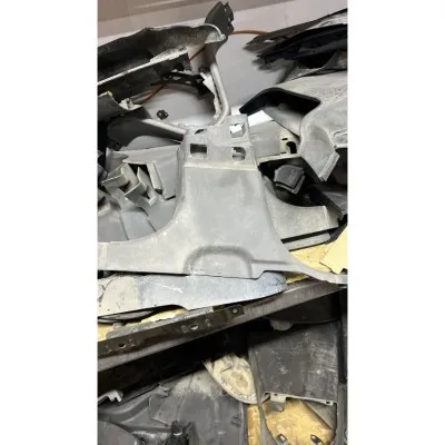 Ford Connect Orta Direk Alt Plastik