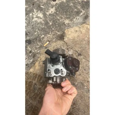 Ford Fiesta 1.4 Mazot Pompası 0445010539