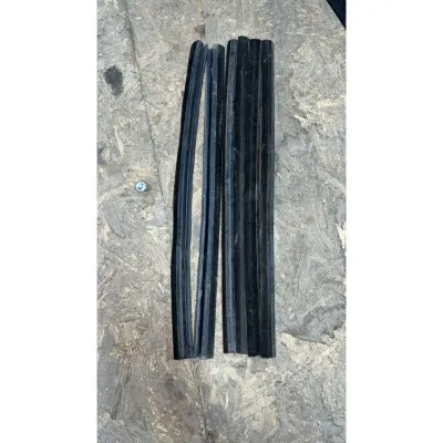 Ford Connect İç Cam Fitili Sol