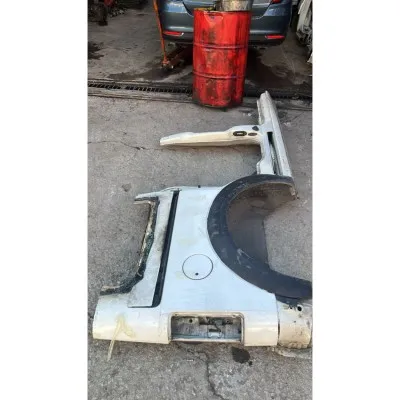 Ford Connect Sağ Arka Çamurluk