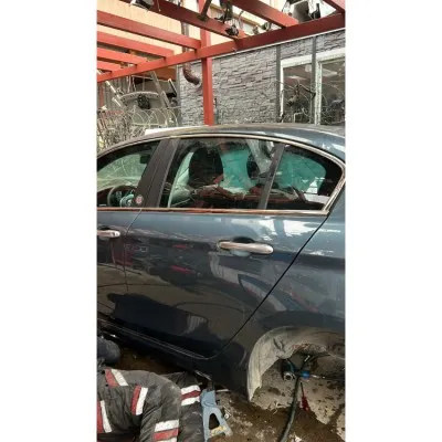 Fiat Egea Sol Arka Kapı Okyanus Mavi