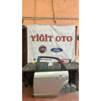 Ford Focus 2.5 Sol Arka Kapı Gri
