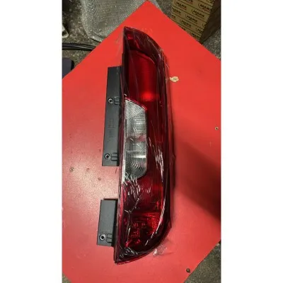 Fiat Doblo 4 Sağ Stop Çift Kapı