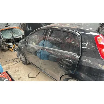 Fiat Punto Sol Ön Kapı