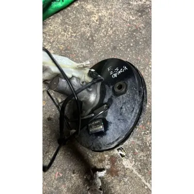 Ford Focus Westing House 6M51-2B-195FJ