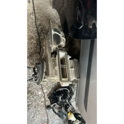 Fiat Punto Kalorifer Kutusu