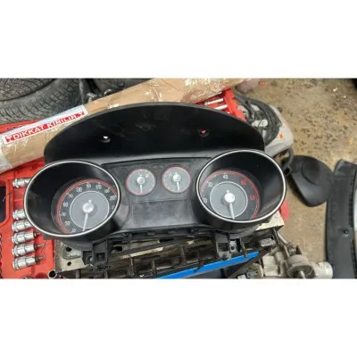 Fiat Punto Gösterge Saati 52029606