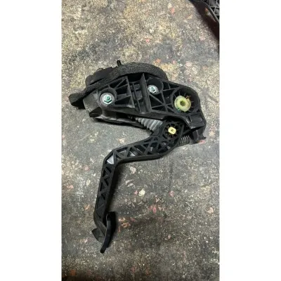 Ford Courier Debriyaj Pedalı EY16-7B633CA