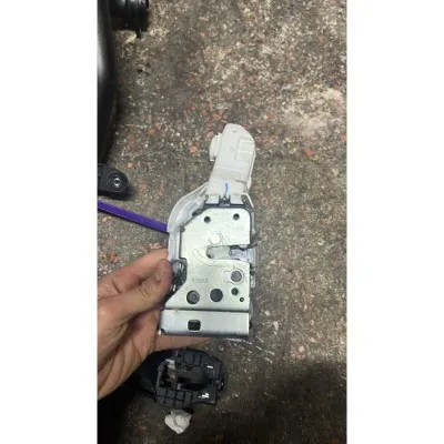 Fiat Egea Sol Ön Kapı Kilidi