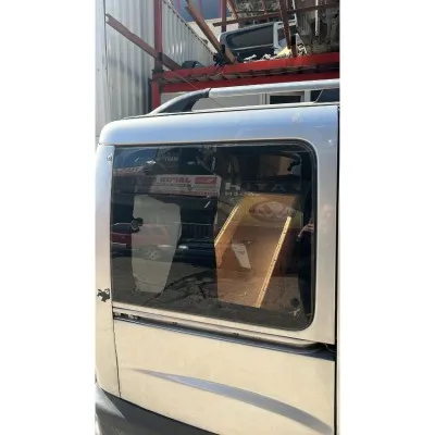 Fiat Doblo Sağ Arka Kelebek Cam 2001-2012
