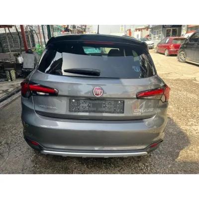 Fiat Egea Cross Bagaj Kapak Kurşun Gri
