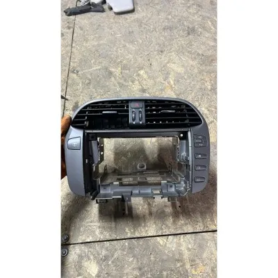 Fiat Bravo Teyp Çerçevesi 2008-2011
