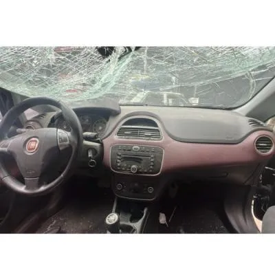 559431 Fiat Punto Evo Ön Göğüs