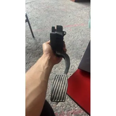Fiat Punto Otomatik Gaz Pedalı 55702020