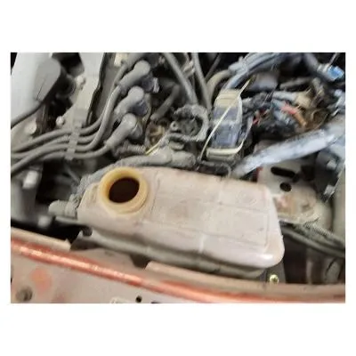 Fiat Palio Çıkma Motor Su Bidonu