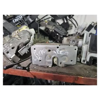 Fiat Punto Çıkma Kapı Kilidi