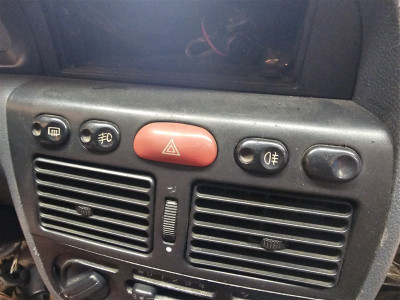 Fiat palio çıkma orta panel