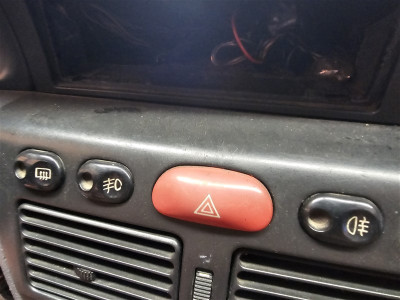 Fiat palio çıkma dörtlü ikaz düğmesi