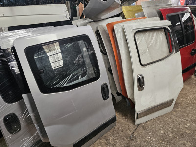 Fiat Fiorino sürgülü kapı